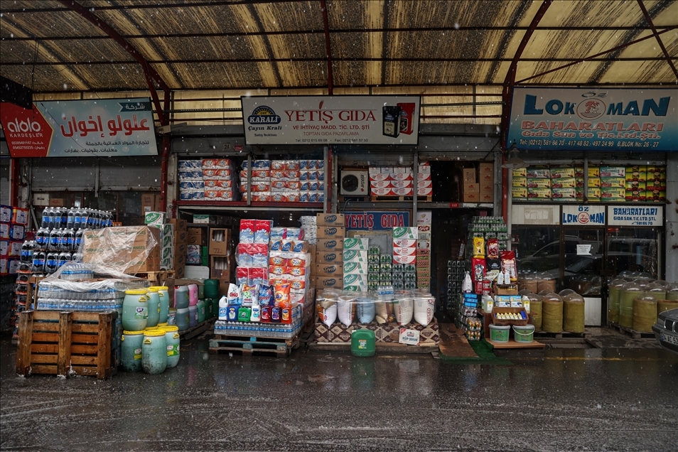 Rami Gıda Toptancıları Hali esnafı, Başakşehir'deki modern çarşıya taşınmaya hazırlanıyor