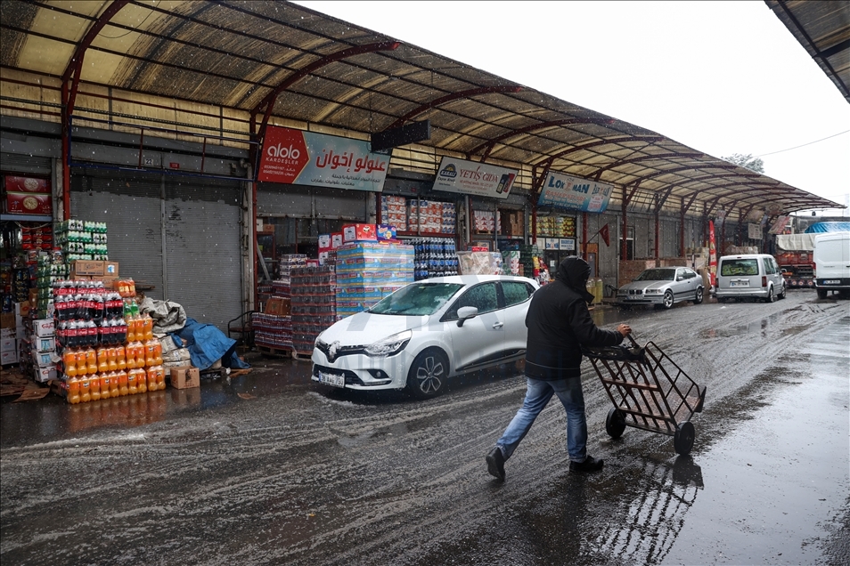 Rami Gıda Toptancıları Hali esnafı, Başakşehir'deki modern çarşıya taşınmaya hazırlanıyor