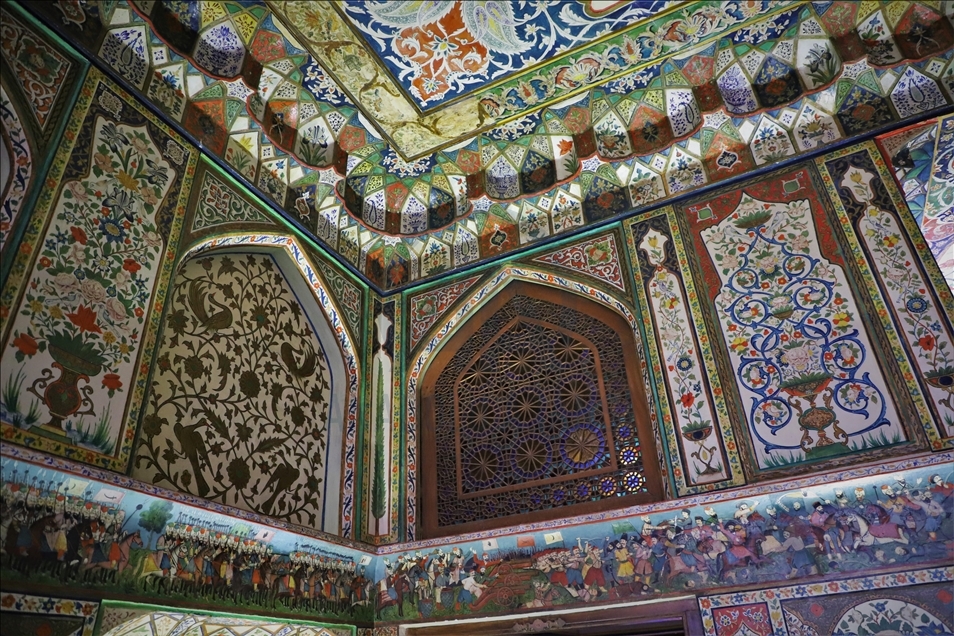 قصر الخان.. عراقة التاريخ وروعة الطبيعة في أذربيجان