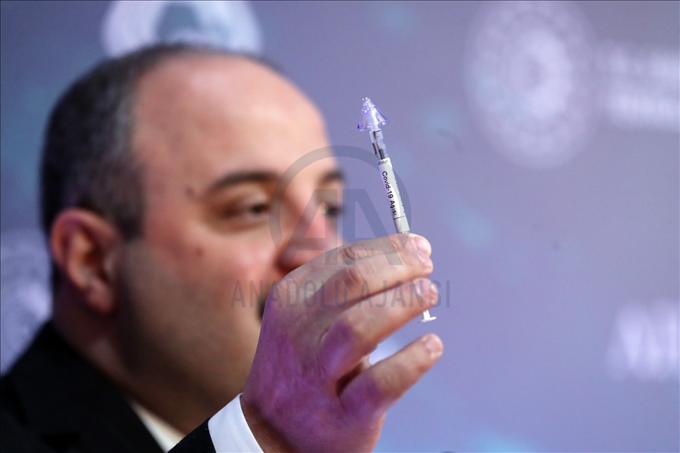 Турция разрабатывает собственную вакцину в виде назального спрея