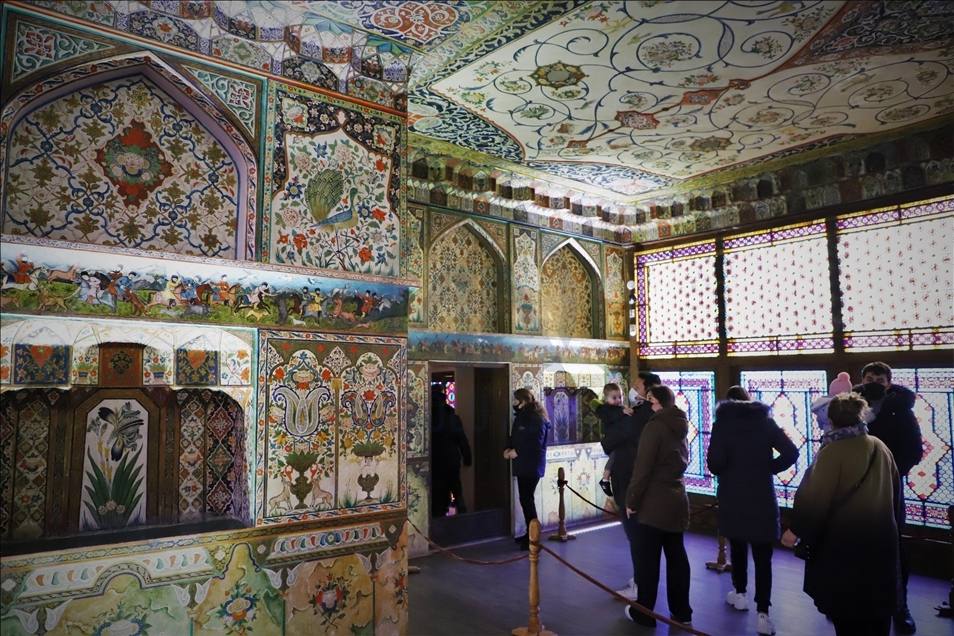 قصر الخان.. عراقة التاريخ وروعة الطبيعة في أذربيجان