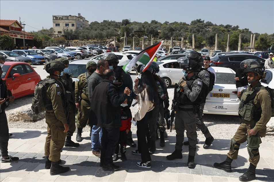 إصابات في تفريق الجيش الإسرائيلي مسيرة فلسطينية شمالي الضفة