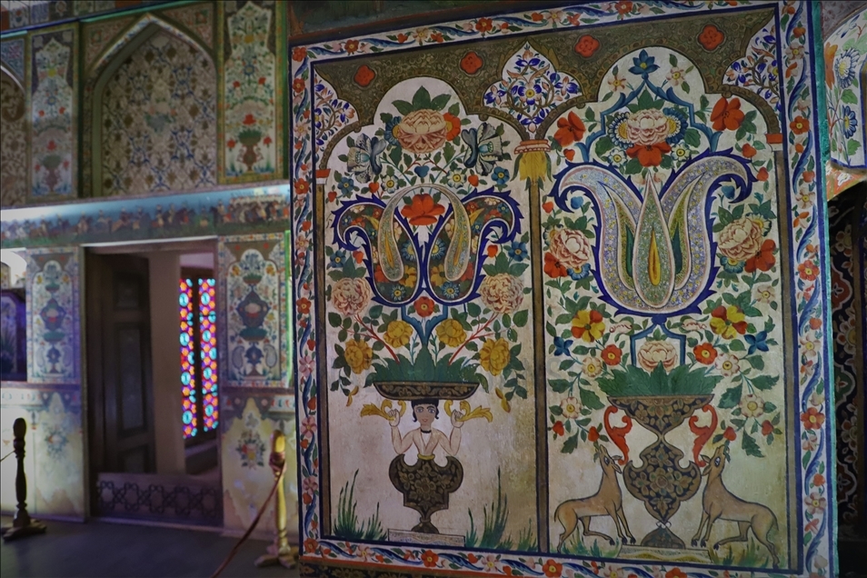 قصر الخان.. عراقة التاريخ وروعة الطبيعة في أذربيجان