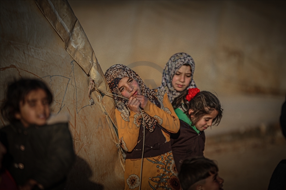 Sirijska djeca u kampu u Idlibu: Osmijehom protiv surove svakodnevnice
