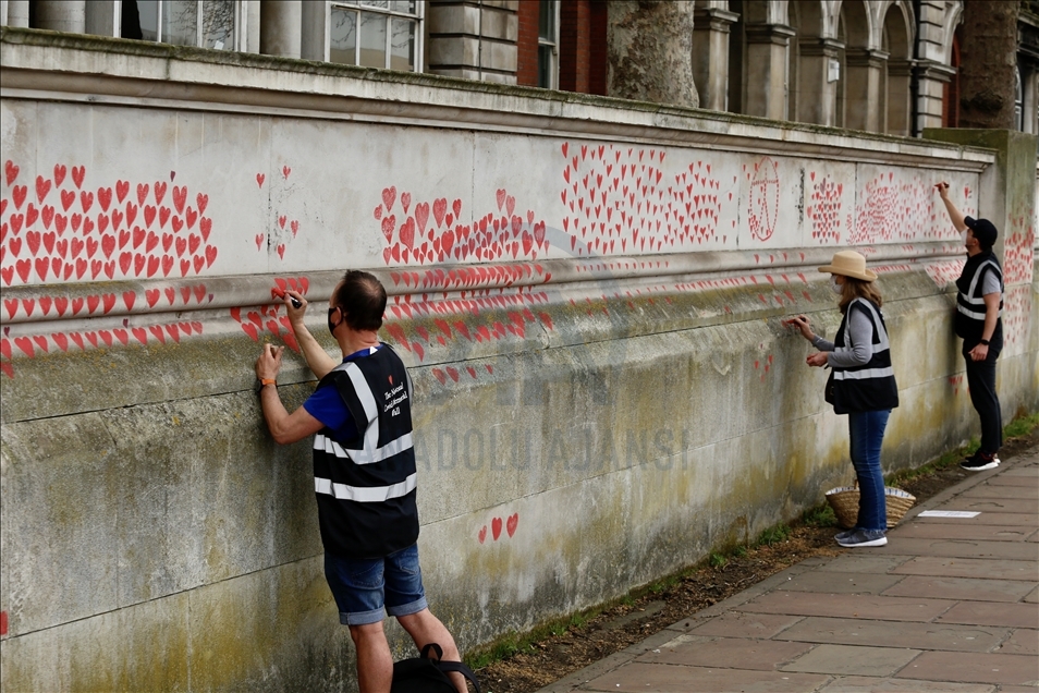 National Covid Memorial Wall in London