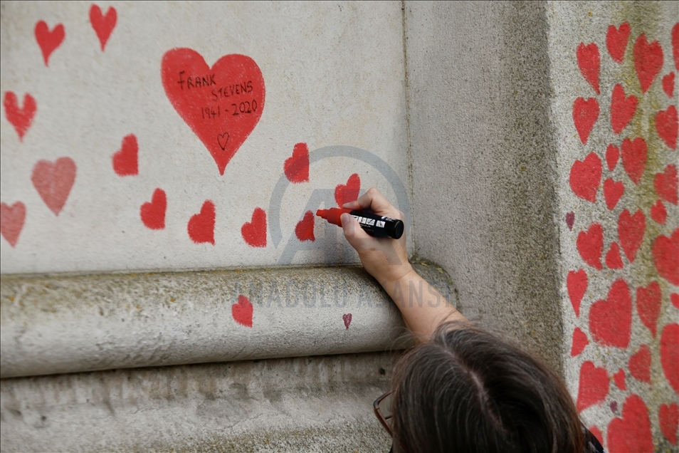 National Covid Memorial Wall in London