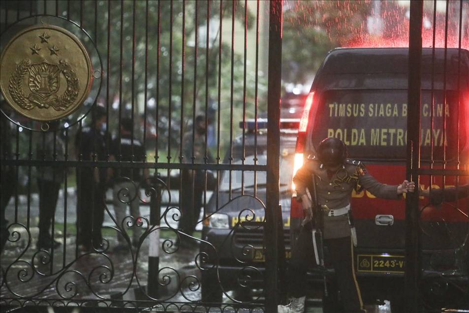 Baku tembak terjadi di Mabes Polri, diduga aksi teroris