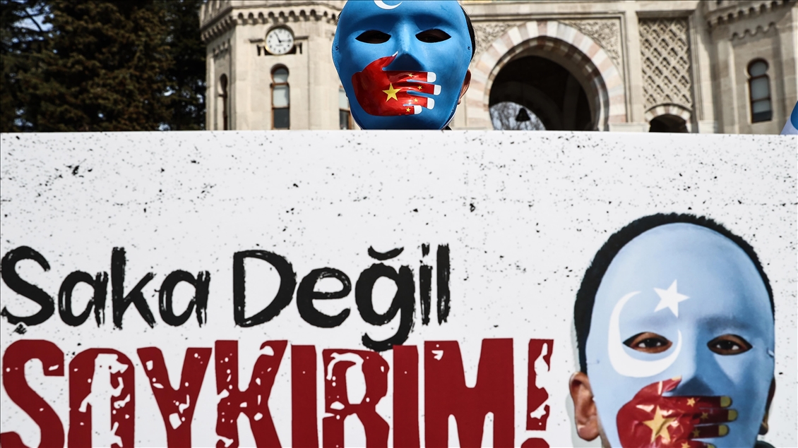 Doğu Türkistan Platformu'nca "Şaka Değil Soykırım" sergisi açıldı
