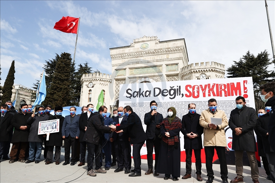 Doğu Türkistan Platformu'nca "Şaka Değil Soykırım" sergisi açıldı