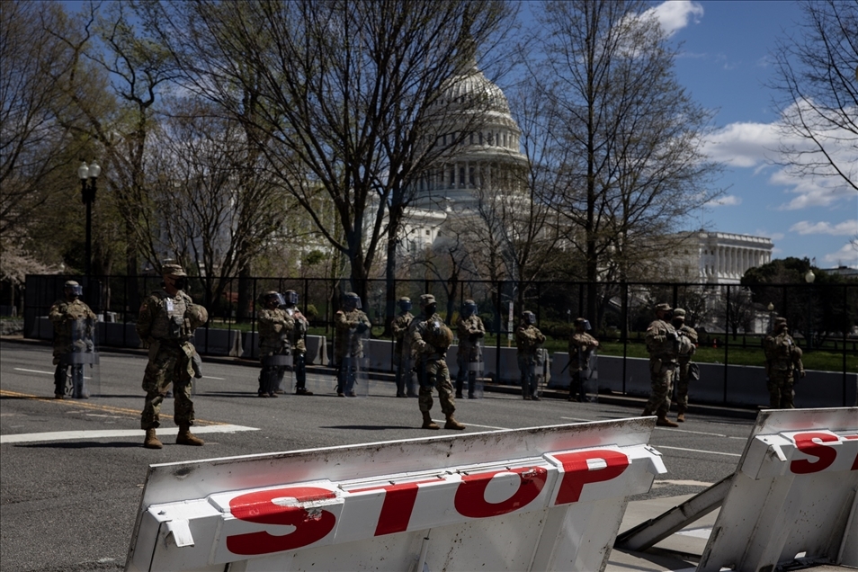 ساختمان کنگره آمریکا به دلیل "تهدید امنیتی" بسته شد