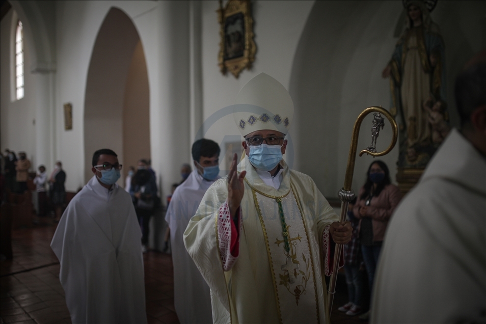 Penitents Celebrate Holy Week in Colombia's Tunja