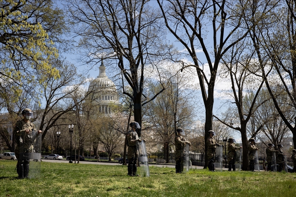 ساختمان کنگره آمریکا به دلیل "تهدید امنیتی" بسته شد