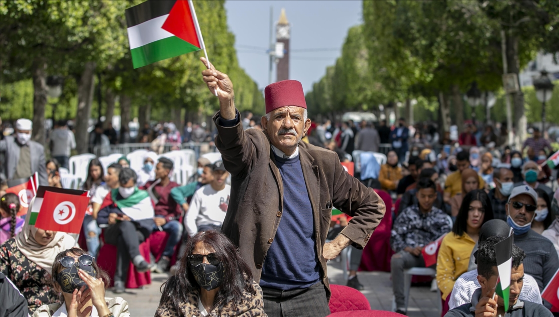 Tunuslular, Toprak Günü münasebetiyle Filistin'e desteğini gösterdi