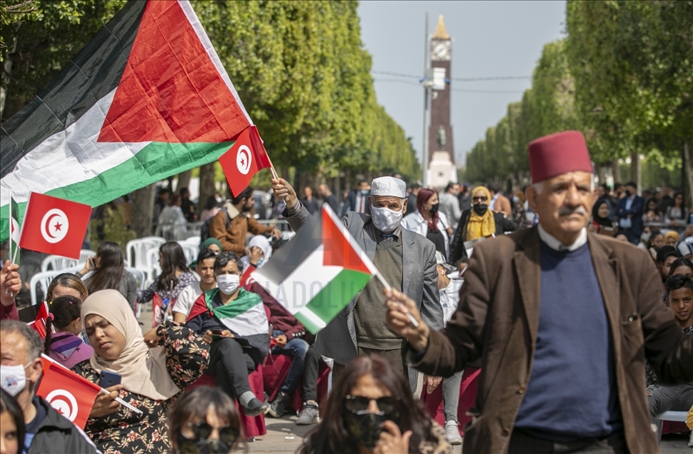 Tunuslular, Toprak Günü münasebetiyle Filistin'e desteğini gösterdi