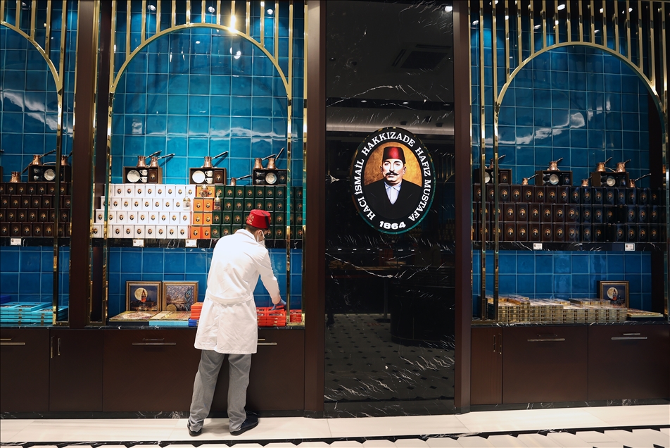 Osmanlı'nın tarifleriyle 157 yıldır lokum üretip tüm dünyaya satıyorlar