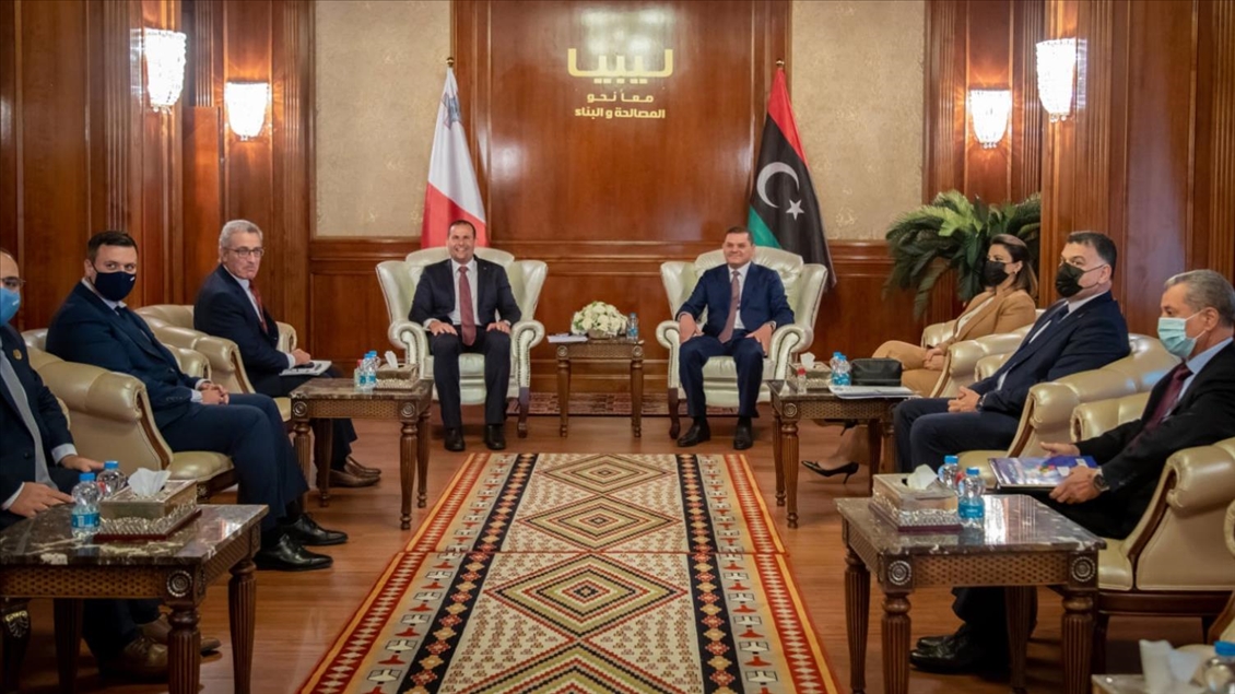 سفر نخستوزیر مالت به لیبی