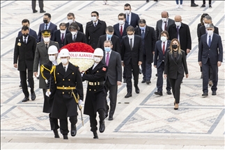 101ème anniversaire de l'Agence Anadolu : la direction visite Anitkabir