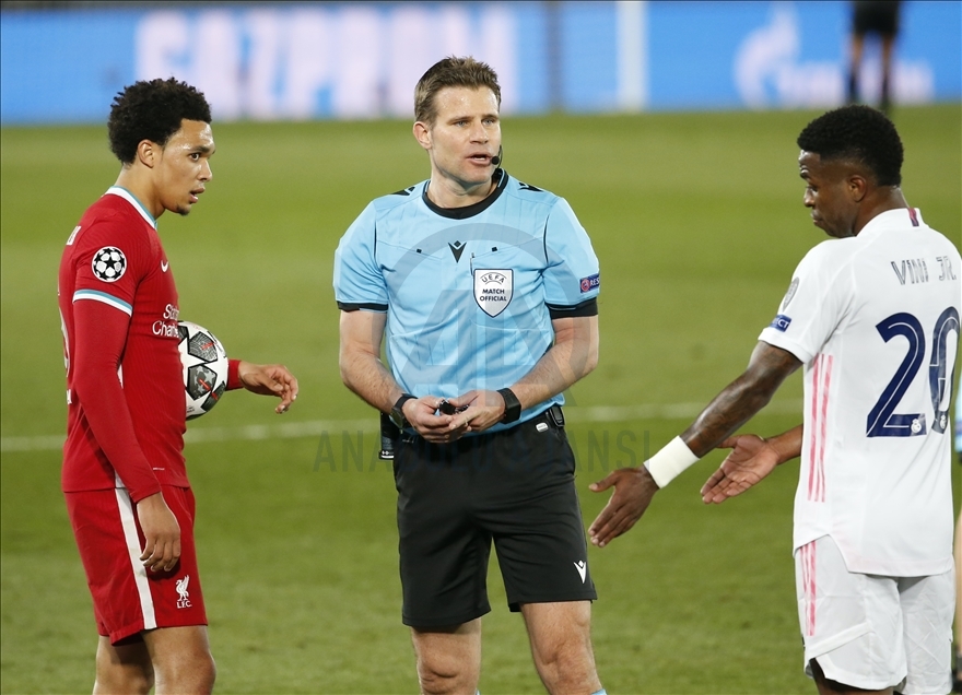 قدم.. الريال يهزم ليفربول ويقترب من نصف نهائي الأبطال