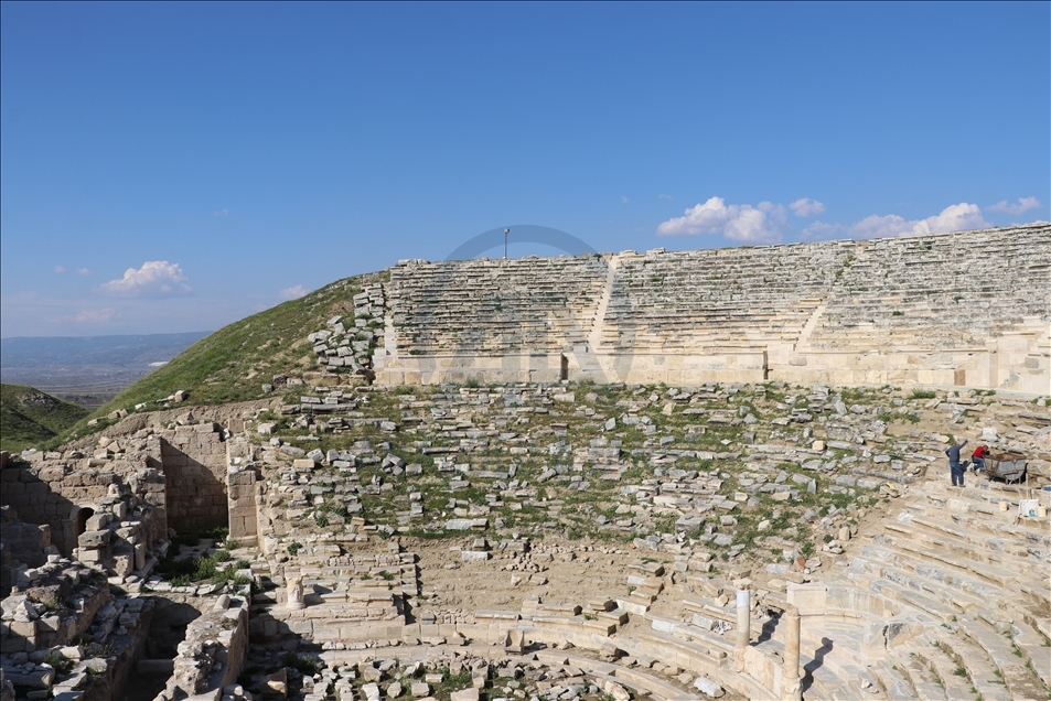 Turqi, teatri antik 2.200 vjeçar do të rihapet pas restaurimit