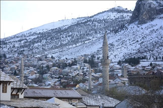 BiH: Snijeg u aprilu u gradu na Neretvi ne pamte ni najstariji Mostarci