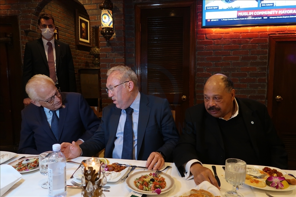 السفير التركي لدى واشنطن يلتقي الجالية المسلمة في نيوجيرسي