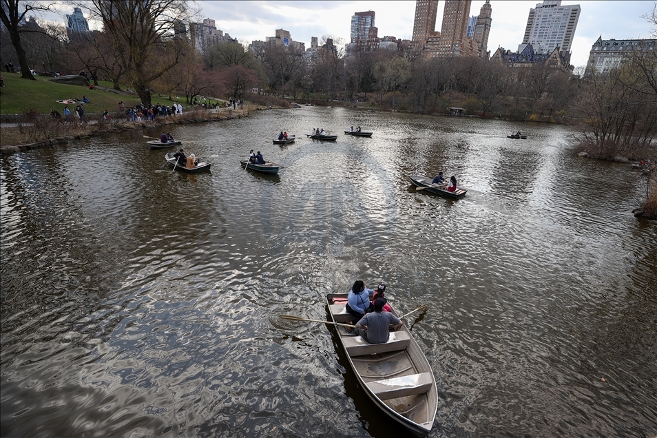 People enjoy at Central Park on Easter day in NYC 