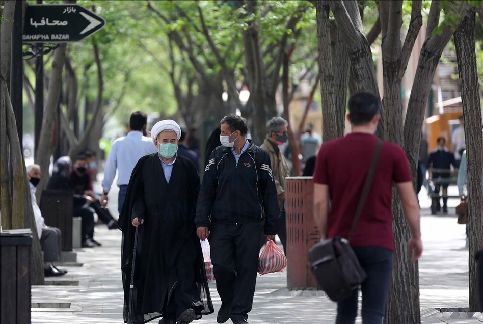 Teherán enfrenta nuevo confinamiento para controlar brote de coronavirus en Irán