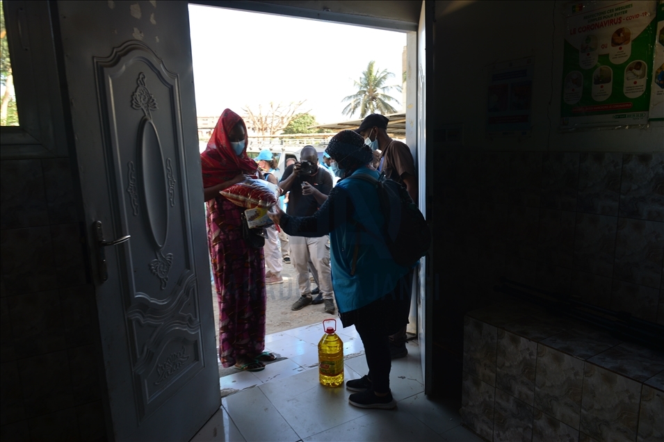 Almanya'da yaşayan Türkler, ramazan yardımlarıyla Senegal ve Moritanya'daki Müslümanların gönlünü fethetti