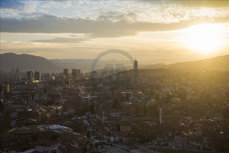 Sarajevo: Zalazak sunca uz veličanstveni pogled na grad