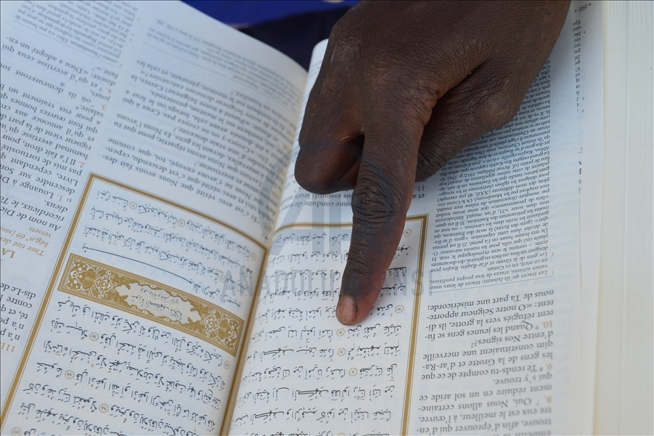 Türkiye, 10 yıldır Senegal'deki asırlık İslam medresesine yardım ulaştırıyor
