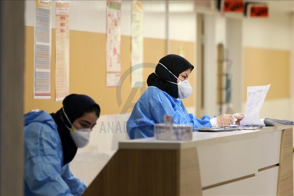 بیمارستانهای تهران پر از بیماران کرونایی شده است