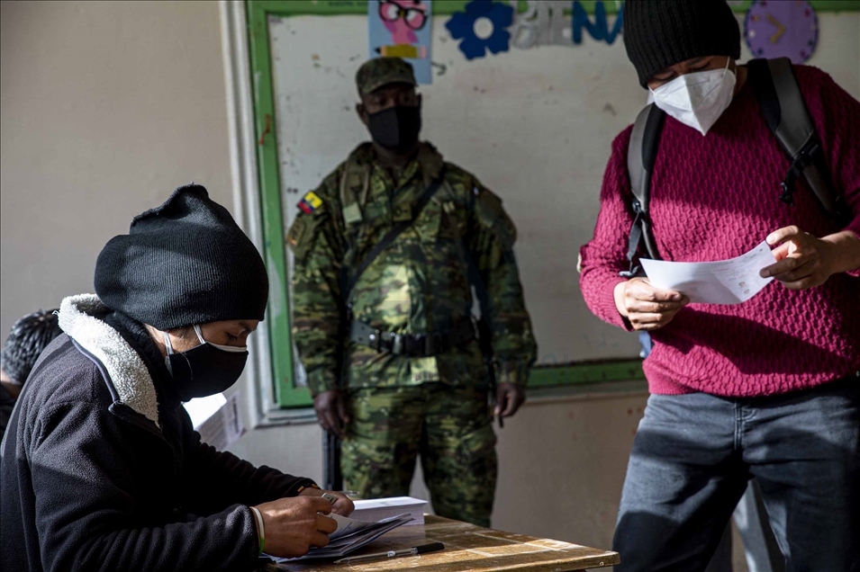 Así avanza la segunda vuelta de las elecciones presidenciales en Ecuador