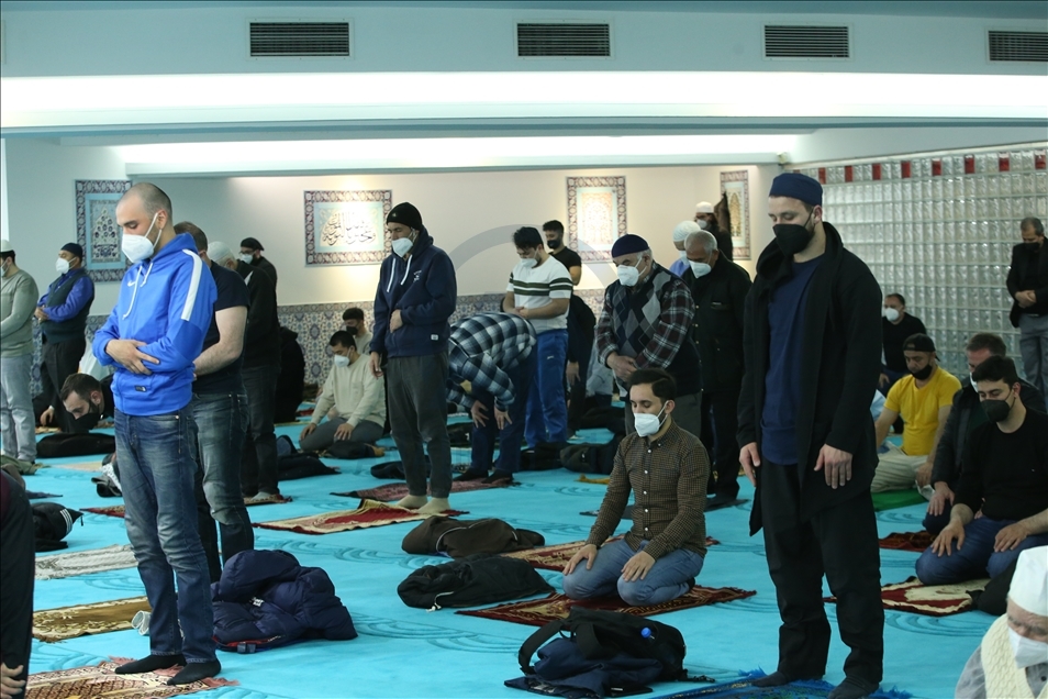 Avusturya’da bu yılki ilk teravih namazı kılındı
