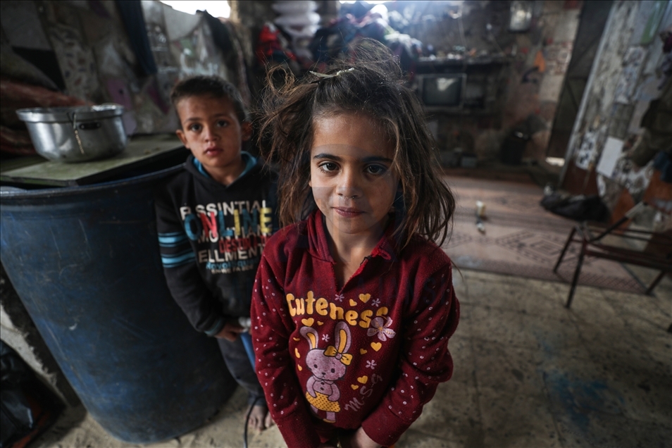 Gazze'deki Filistinli mülteciler ramazan ayında kendilerine uzanacak bir yardım eli bekliyor