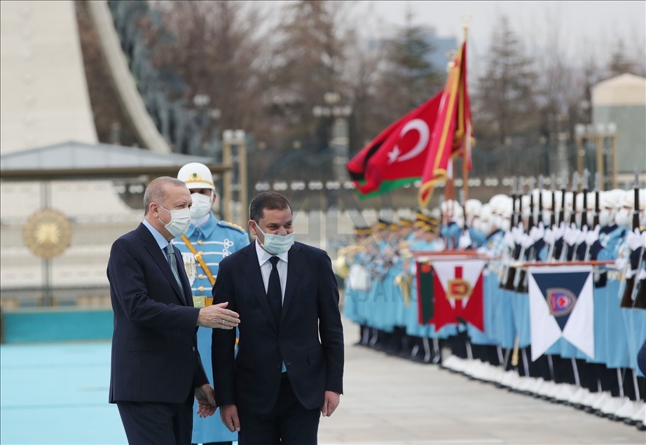 Premijer Libije Dbeibeh sastankom s Erdoganom započeo posjetu Turskoj
