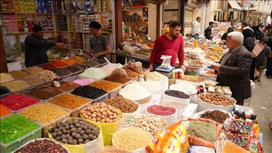 ئامادەکارییەکانی هاووڵاتییانی شاری مووسڵ بۆ پێشوازیی لە مانگی رەمەزان