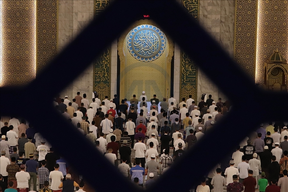 FIRST TARAWIH IN INDONESIA