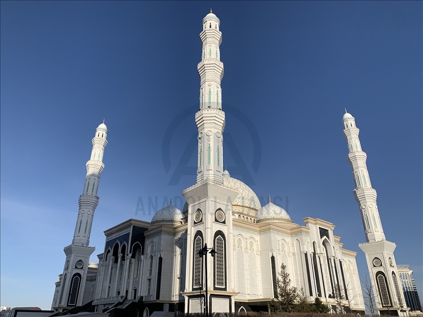 Tarawih and mass prayers banned at Hazrat Sultan Mosque in Kazakhstan