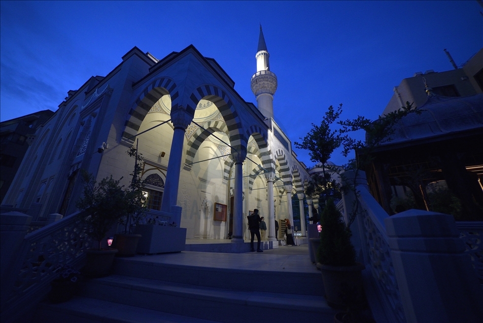 First Tarawih prayer of Ramadan in Japan