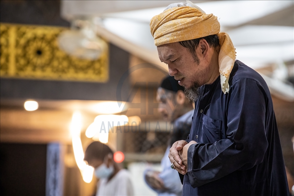 First day of Ramadan in Bangkok, Thailand