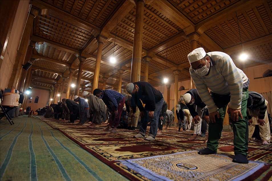 Hindistan'da ilk teravih namazı