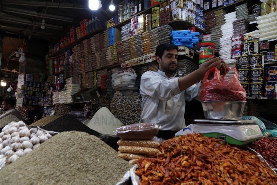 احتفاءً برمضان انتعاش حركة تسوّق بالعاصمة صنعاء