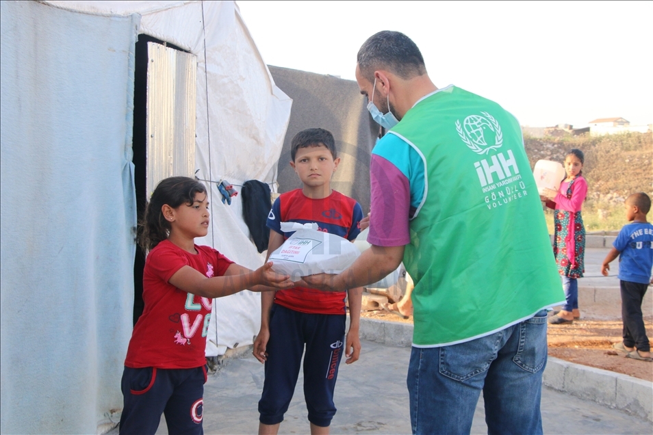 تركيا ترسل مساعدات رمضانية إلى 850 ألف شخص في سوريا