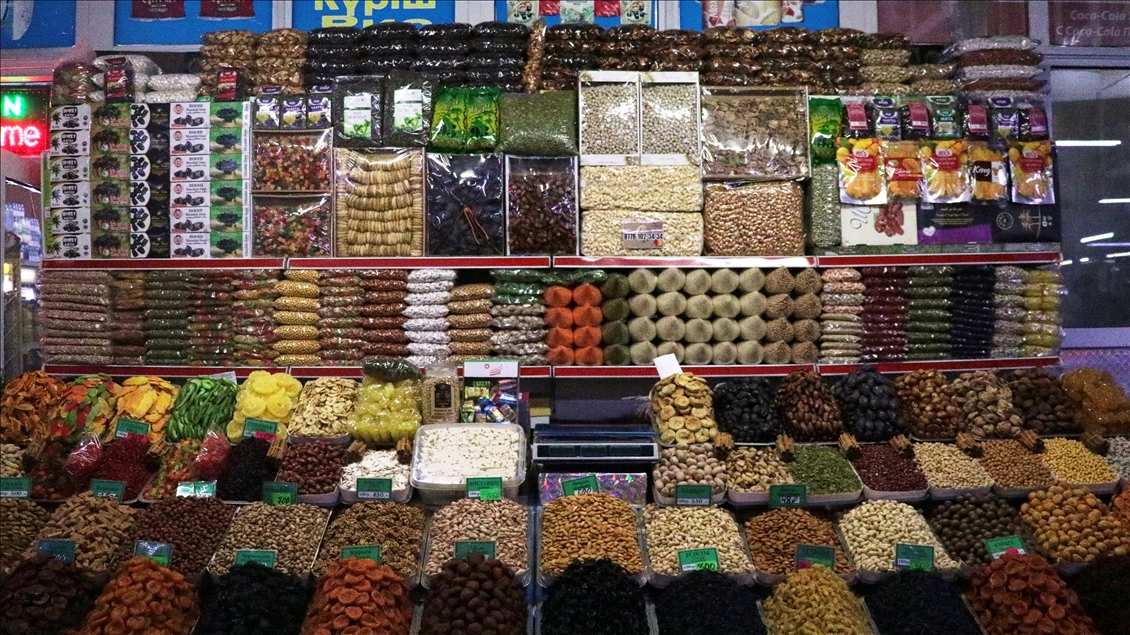 Kazakistan'da ramazanın gelmesiyle pazarlar hareketlendi