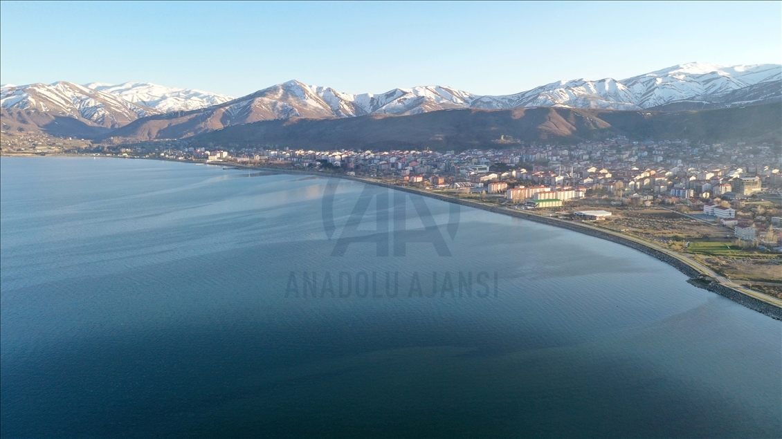 Van Gölü fotoğrafının NASA'nın yarışmasında birinci seçilmesi Bitlis'te de sevinçle karşılandı