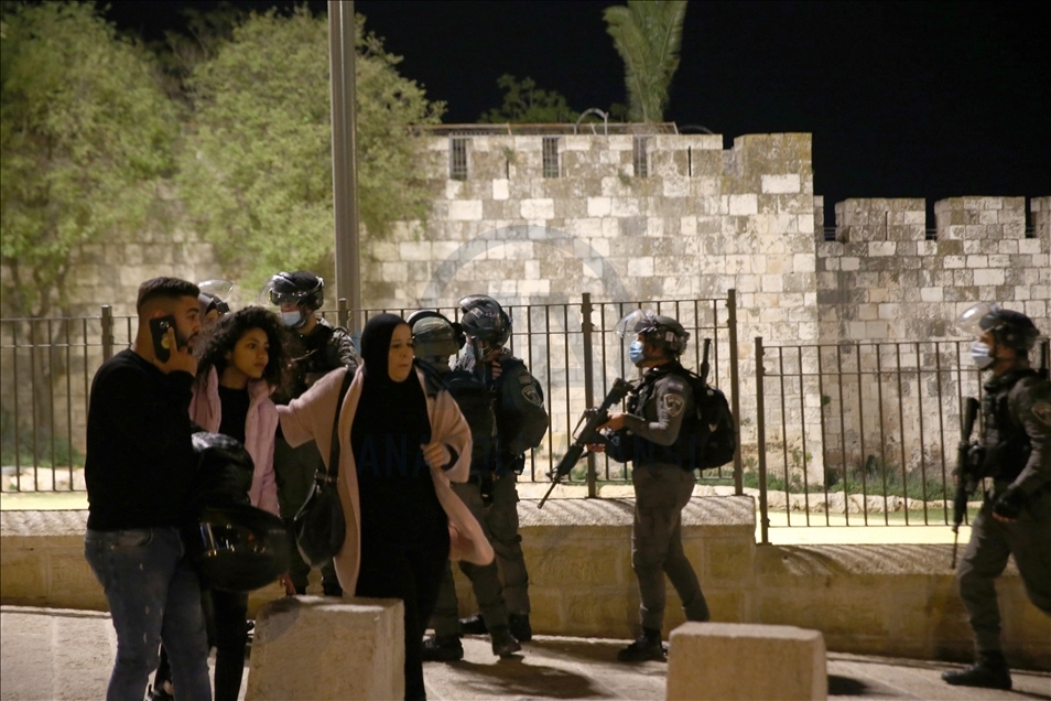 بازداشت 8 فلسطینی توسط اسرائیل در مسجدالاقصی