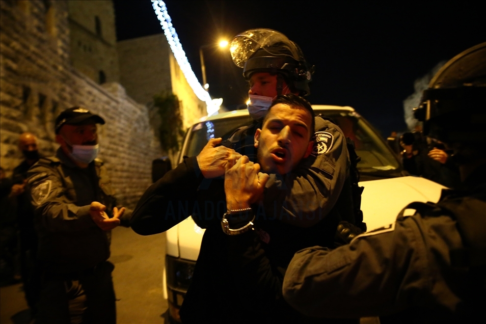 بازداشت 8 فلسطینی توسط اسرائیل در مسجدالاقصی