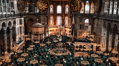 Ramazan ayının ilk cuma namazı kılındı