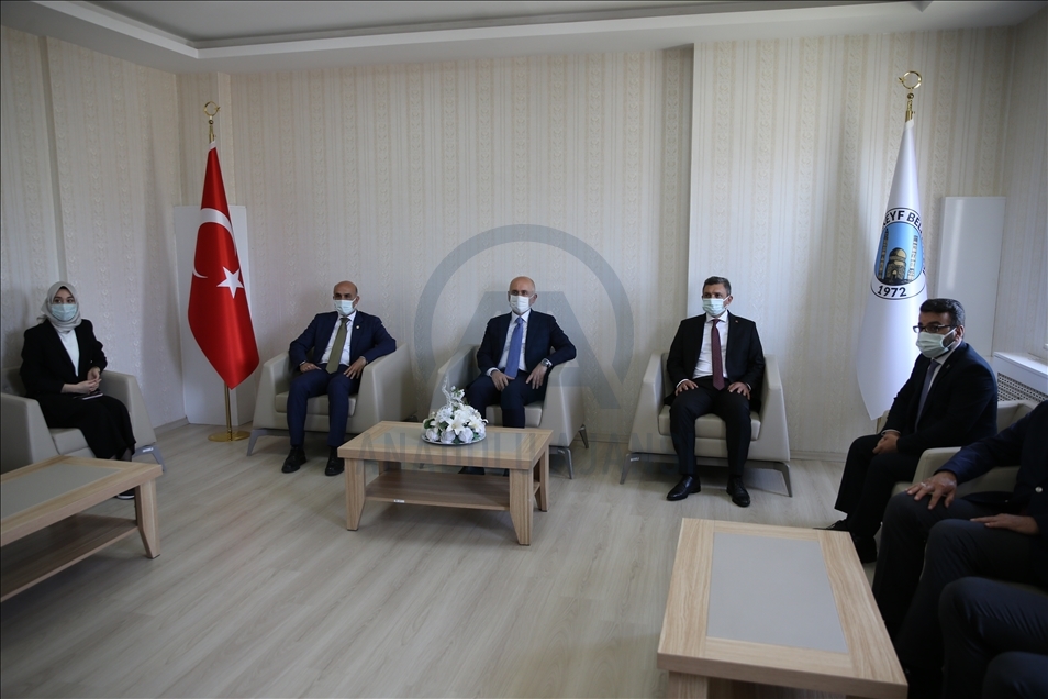 Ulaştırma ve Altyapı Bakanı Adil Karaismailoğlu, Hasankeyf'te incelemelerde bulundu