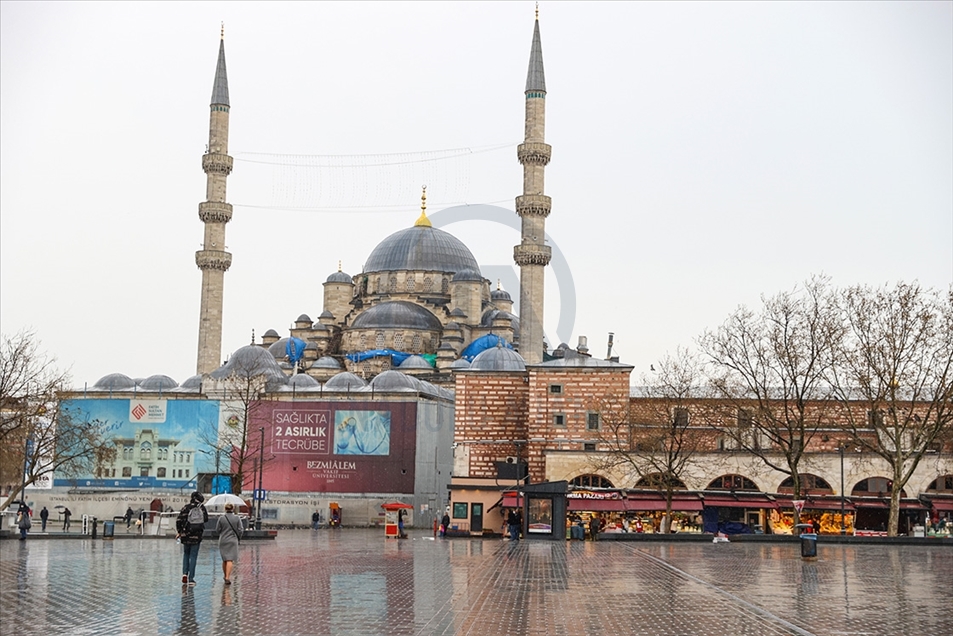Istanbul, Turska - 17. april 2021: Zbog mjera uvedenih u cilju s